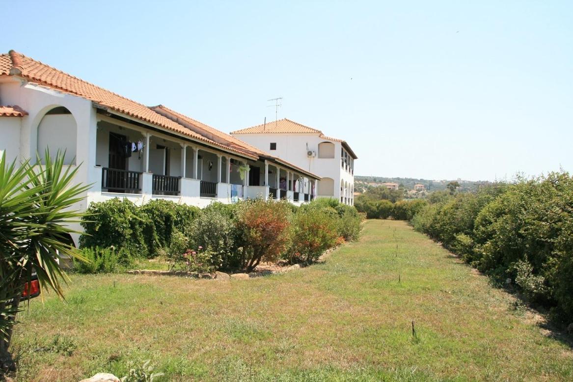 Ilias Apartments Methone Kamer foto