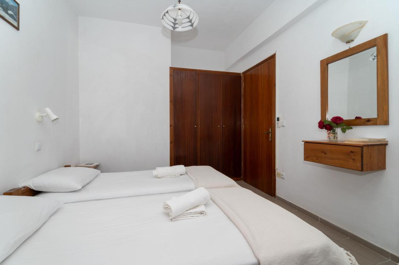 Ilias Apartments Methone Buitenkant foto