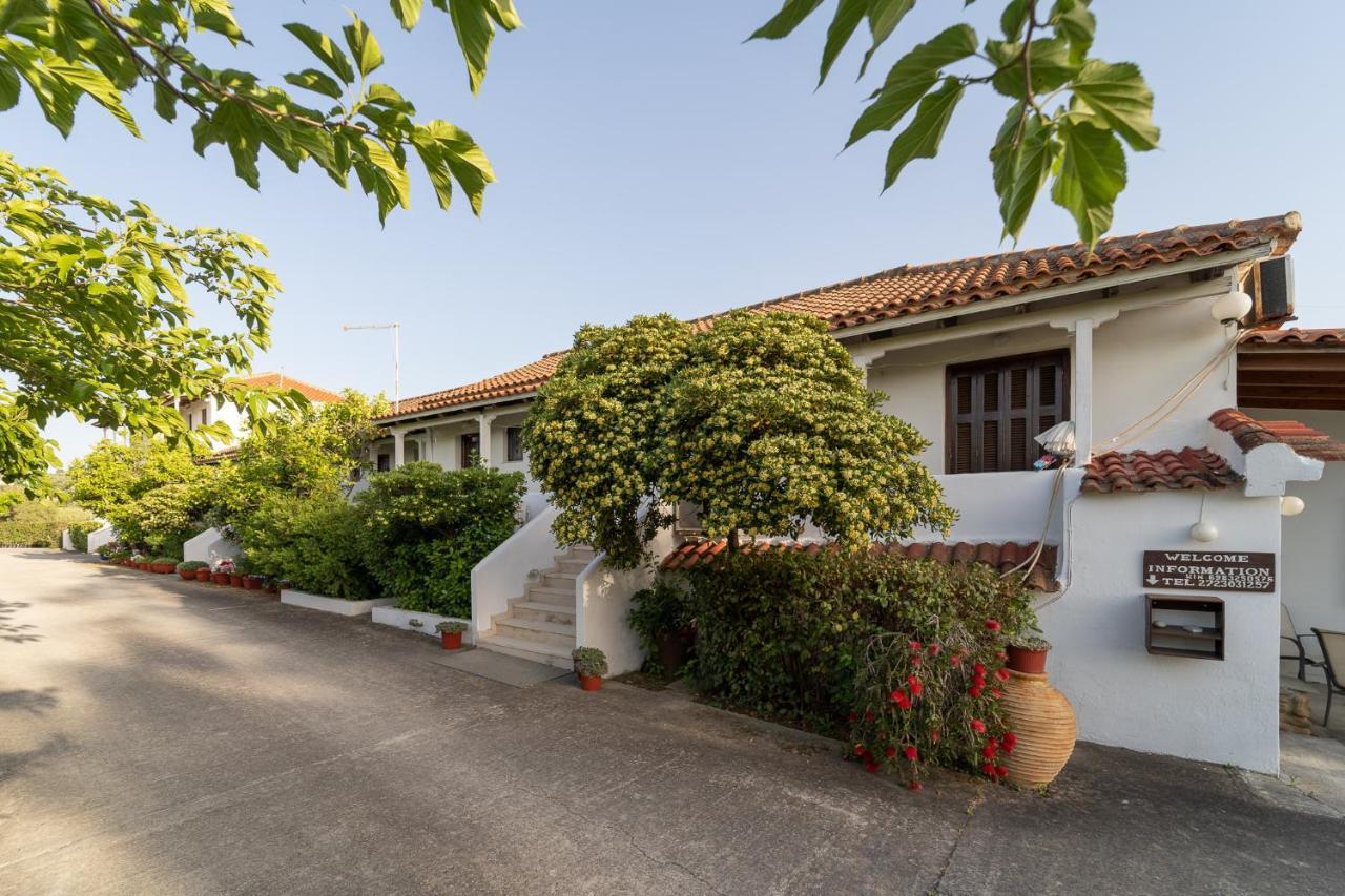 Ilias Apartments Methone Buitenkant foto